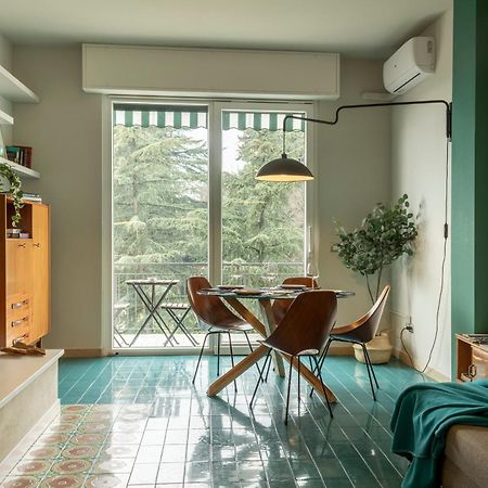 The Silky Way Apartment โกโม ภายนอก รูปภาพ