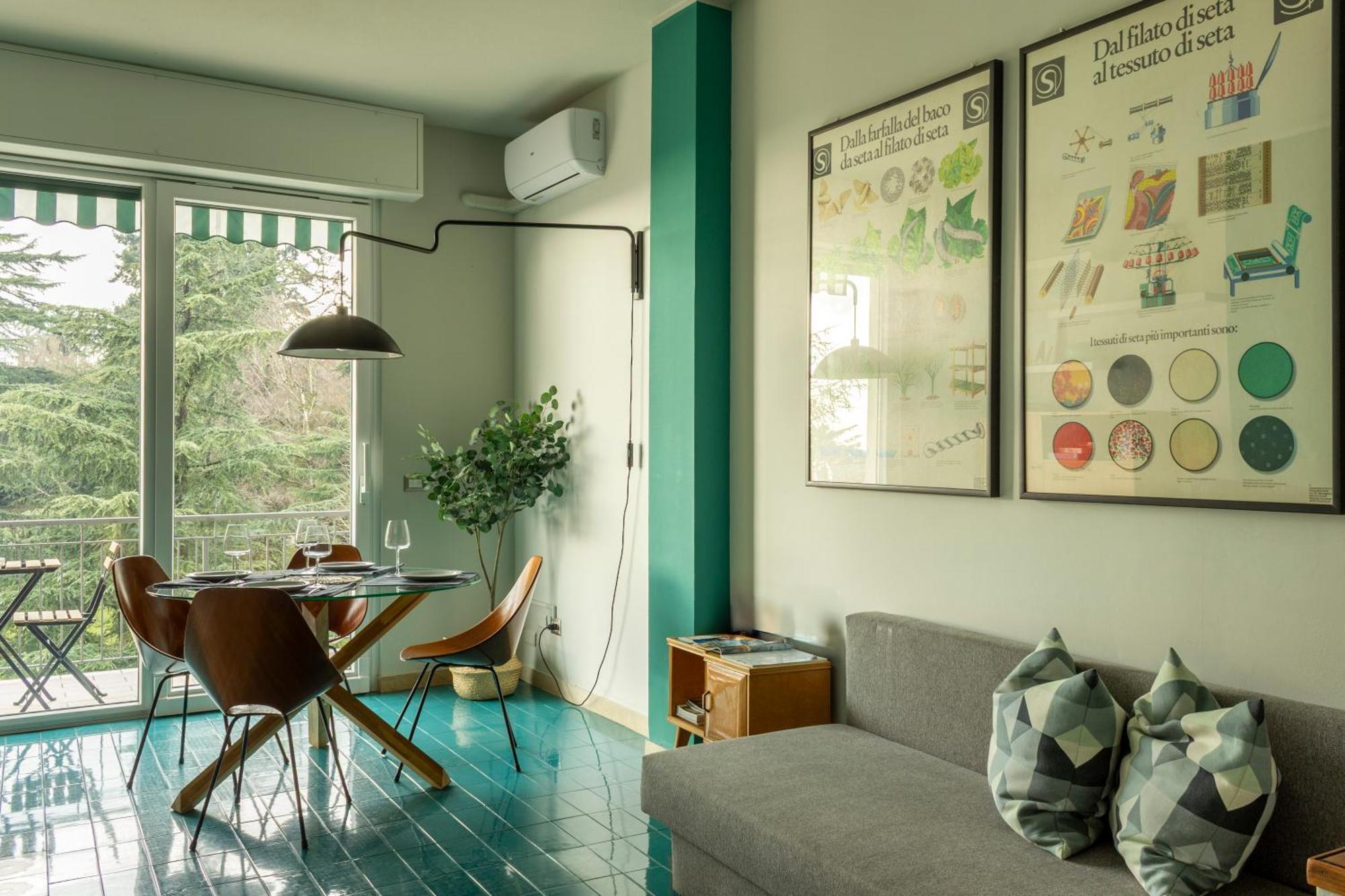 The Silky Way Apartment โกโม ภายนอก รูปภาพ